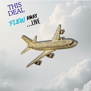 SOLD ❌. Vintage 1960s baby show. Pink & purple Button Embellished.